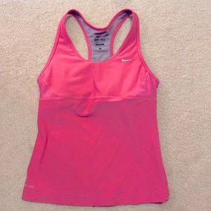 Nike dri-fit workout top w/ built in bra